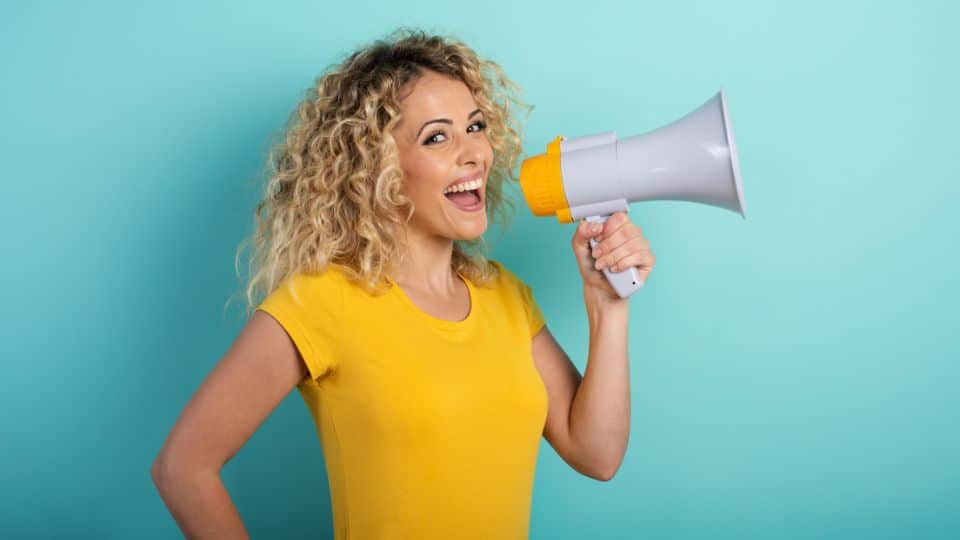 האם עדיף להשקיע בקידום ממומן או אורגני בגוגל?